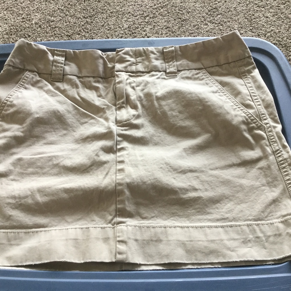 Gap mini skirt